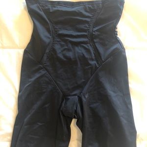 Never worn- Maidenform Shapewear